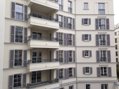 Fensterladen-Beispiel Wohnhaus